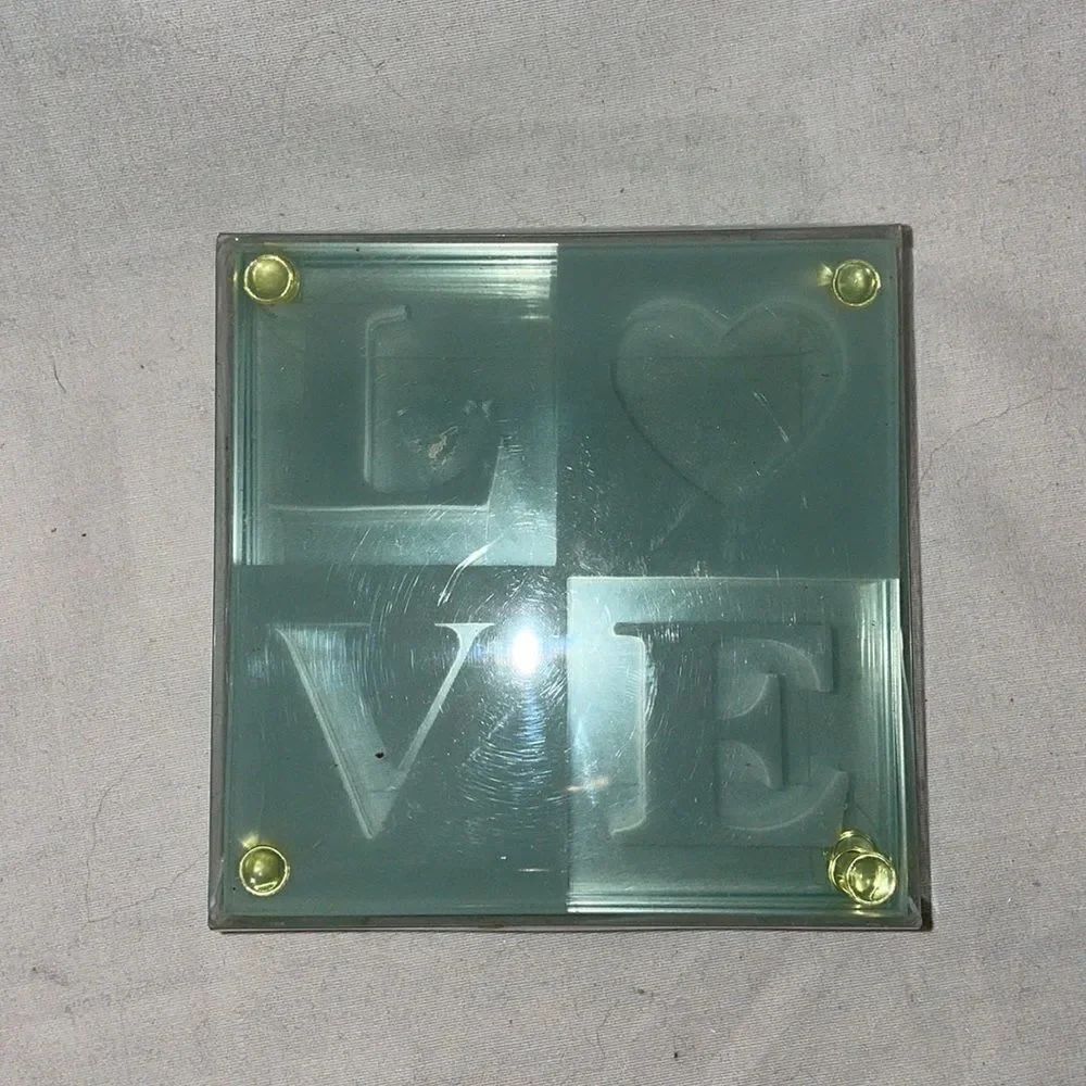 Glass coster - Picture 1 of 4